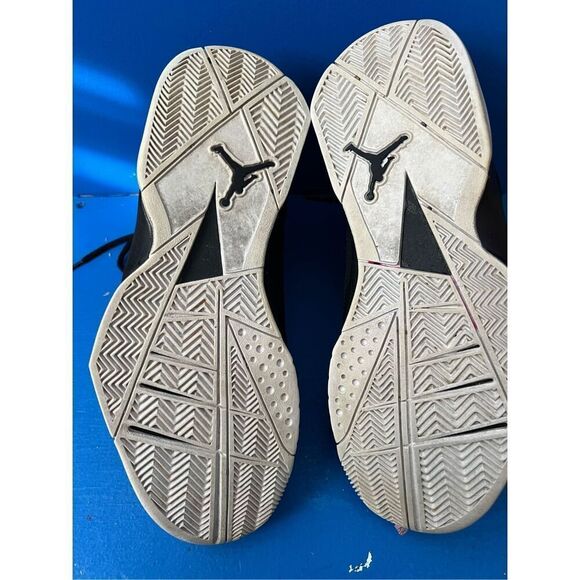 Jordan True Flight Black White Gold Style 342964-026 Release 2016 Size 10 Rare - Picture 4 of 6